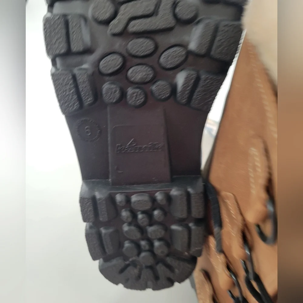 Kamik Quest Winter Boots‎ Size 6 New